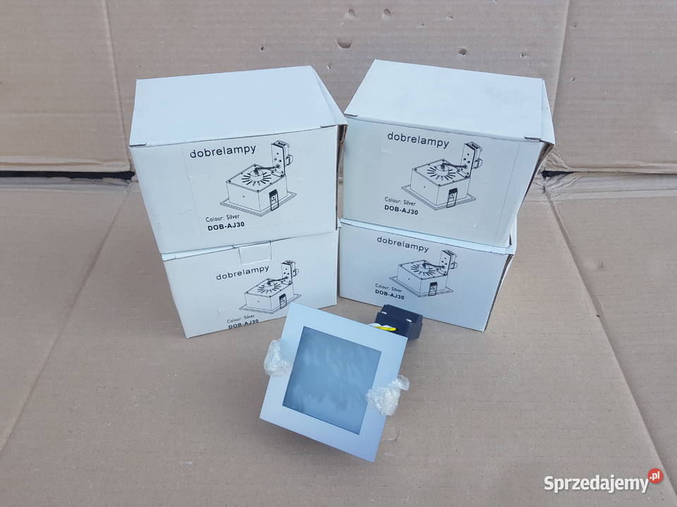 Lampa wpuszczana do sufitu SCHODOWA kwadrat G9 4 mazowieckie sprzedam