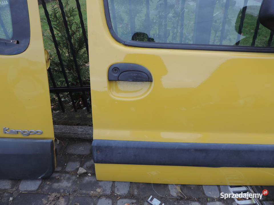 RENAULT KANGOO 1 DRZWI PRAWE PRZEDNIE DV396 Nowy Sącz