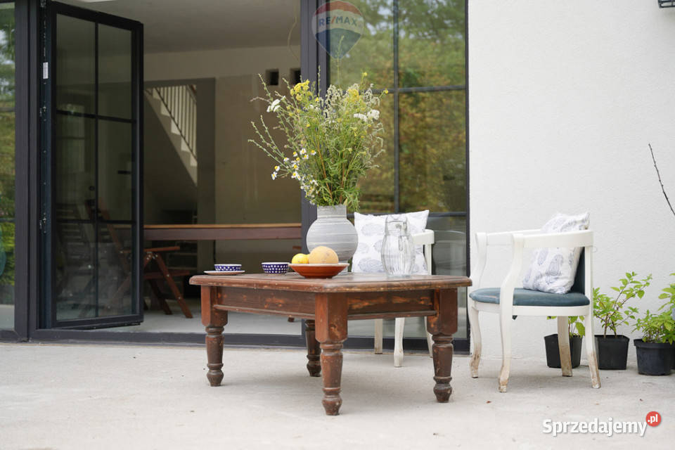 Willaobok PODKOWY LEŚNEJ i MILANÓWKADUŻA DZIAŁKA