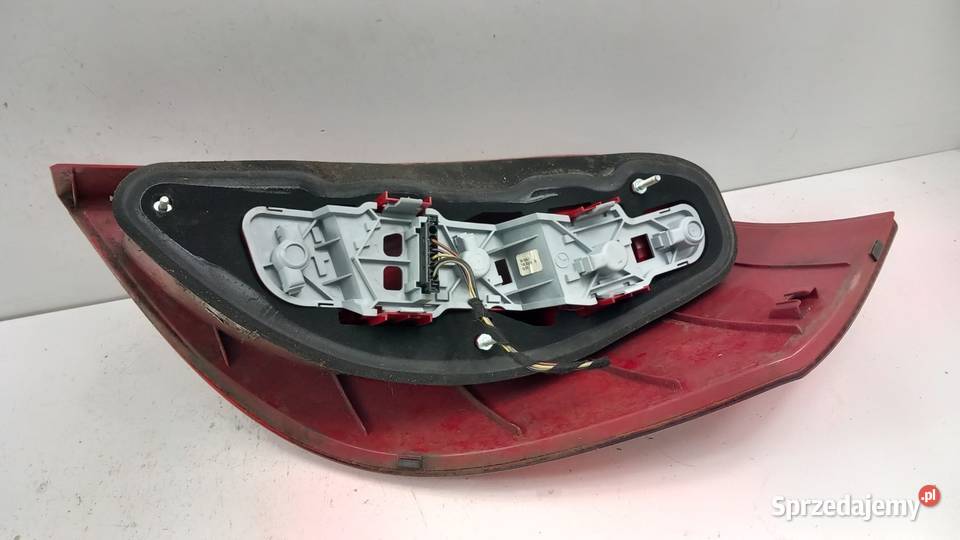 MERCEDE W169 HB LAMPA TYŁ LEWA Zbierkowo