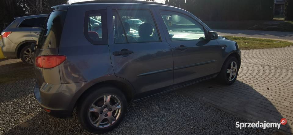 Mazda 2 na dojazdy do nauki niskie spalanie benzyna Bałdowo