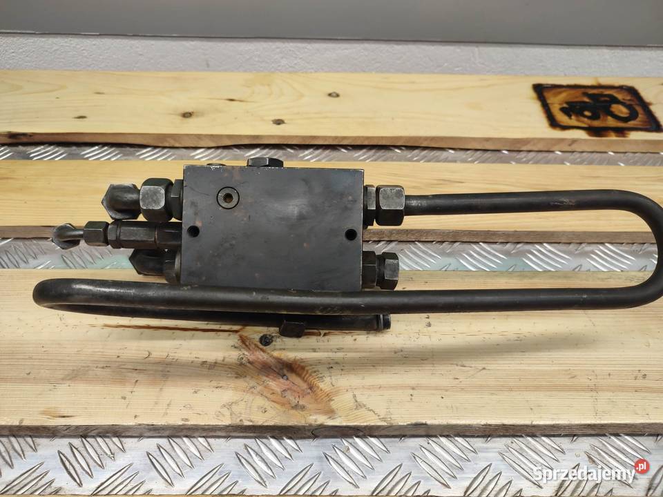 Zamek siłownika Merlo 4025 Roto 518103 Wilkowo