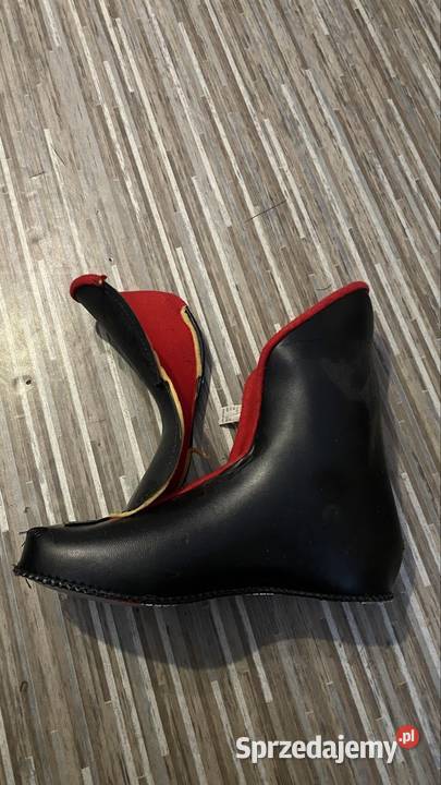 Łyżwy ROCES pokazane na zdjęciach śląskie Tychy