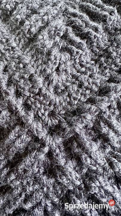 Ciepła chusta szydełkowa Królowa Górna