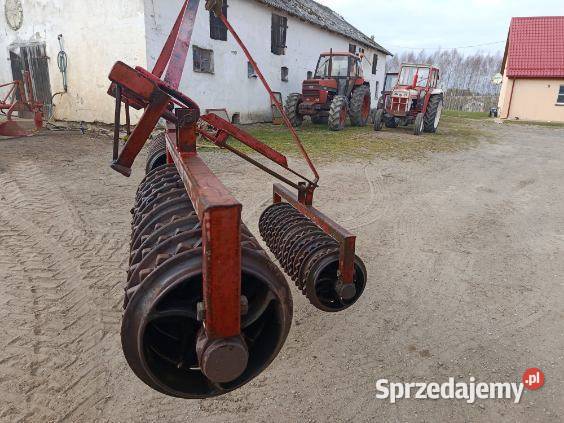 Wał wały posiewne uprawowe zawieszane Skrzydłowo