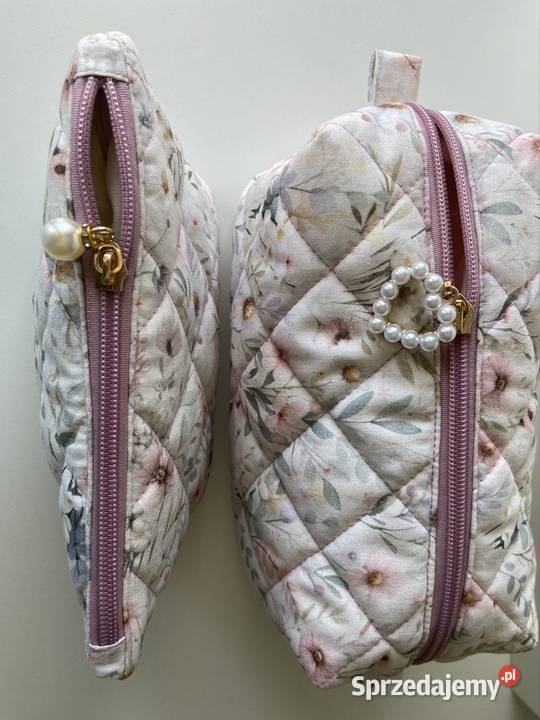 Zestaw 2 kosmetyczek w pastelowe kwiaty ręcznie Pikowana  Gdynia
