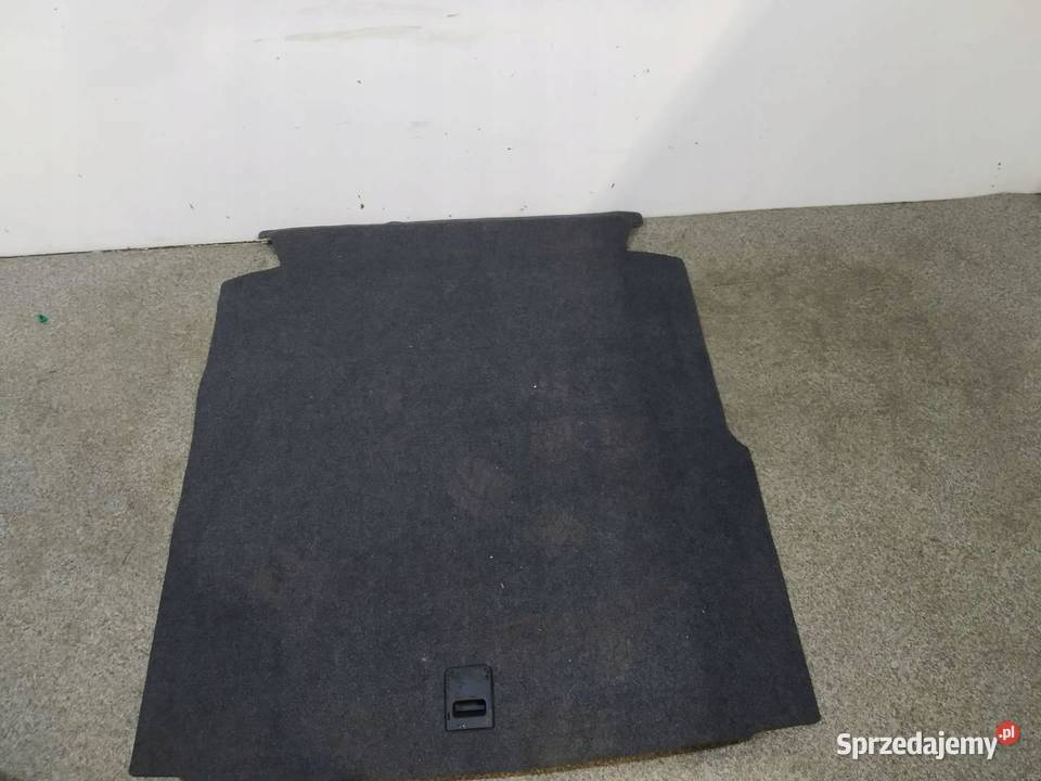 PODŁOGA BAGAŻNIKA DYWAN SEDAN USA 561863463 VW osobowe sprzedam