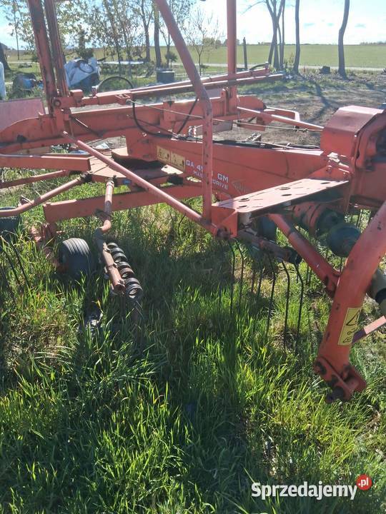 Sprzedam zgrzbiarke KUHN 4521