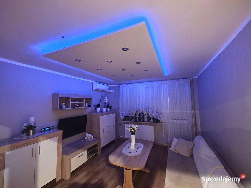 3 pokoje na 2 piętrze z KLIMATYZACJĄ i balkonem Żagań
