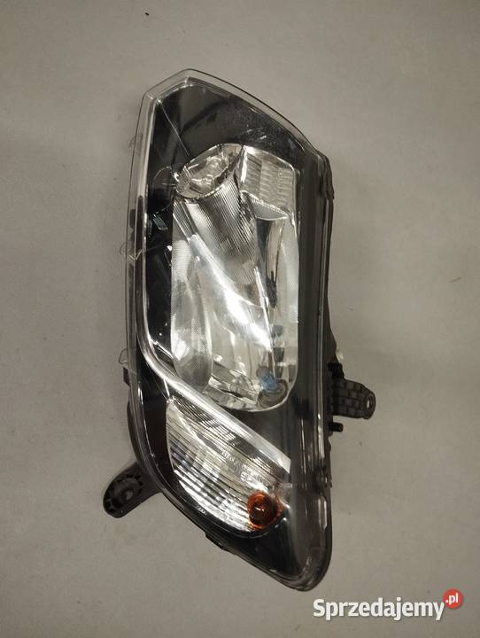 Reflektor lampa lewy przód Dacia Sandero II lewe