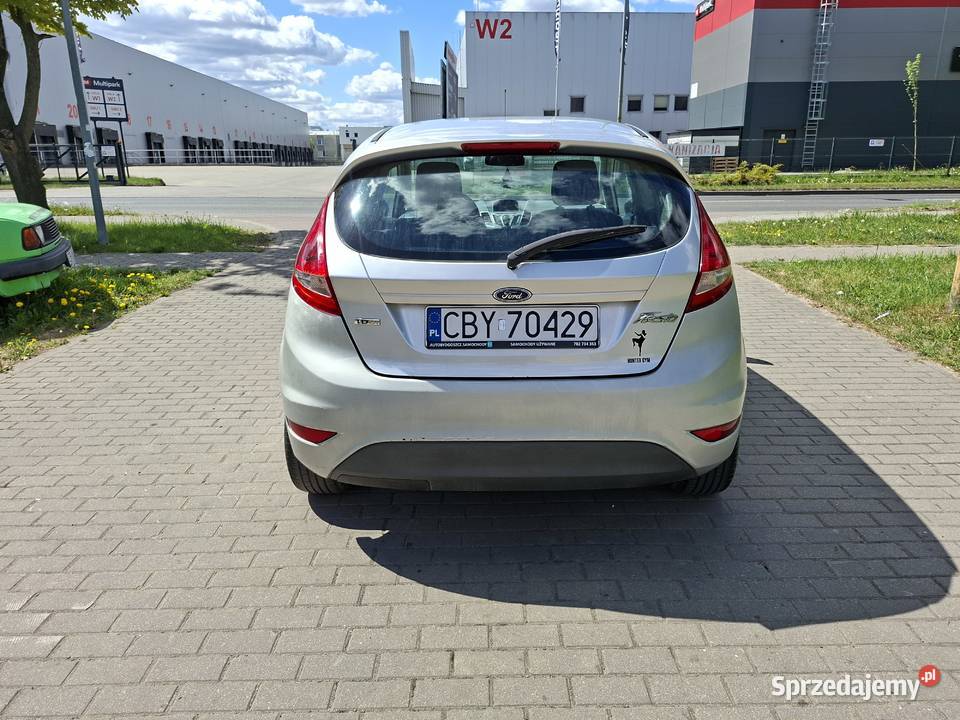 Ford Fiesta VII 16 95 stan Oszczędne Możliwa 2/3 kujawsko-pomorskie