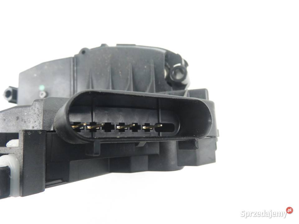 ZAMEK LEWY TYLNY FORD FOCUS MK3 III BM5AA26413AC