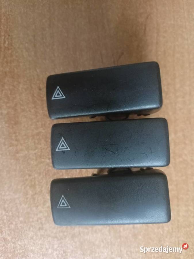Przełącznik świateł awaryjnych Fiat 126p EL Tarnobrzeg