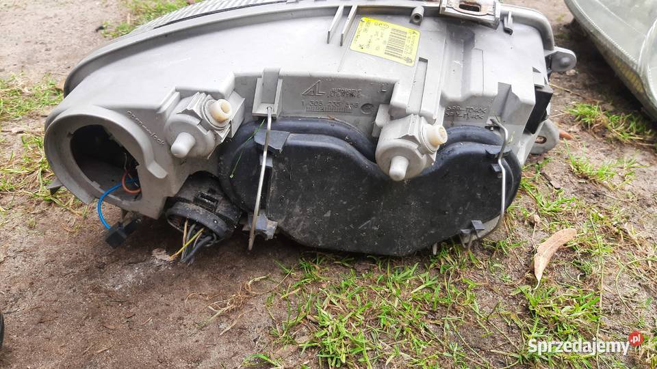 lampa przednia lewa Alfa Romeo 147 lewy przód osobowe Dębno