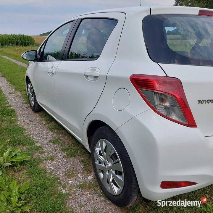 Toyota Yaris 10 69 2014 kupiony w polskim salonie