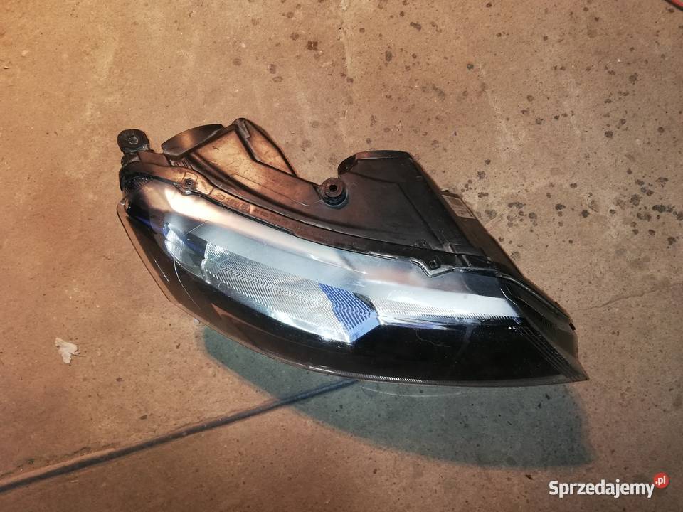 LAMPA PRAWA SKODA RAPID 20122019 Motoryzacja dolnośląskie Zbaków Górny