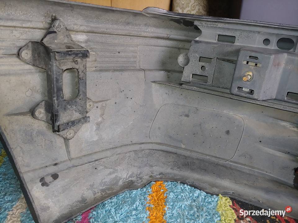 Zderzaki OPEL KADETT E hatchback w stanie Skarżysko-Kamienna