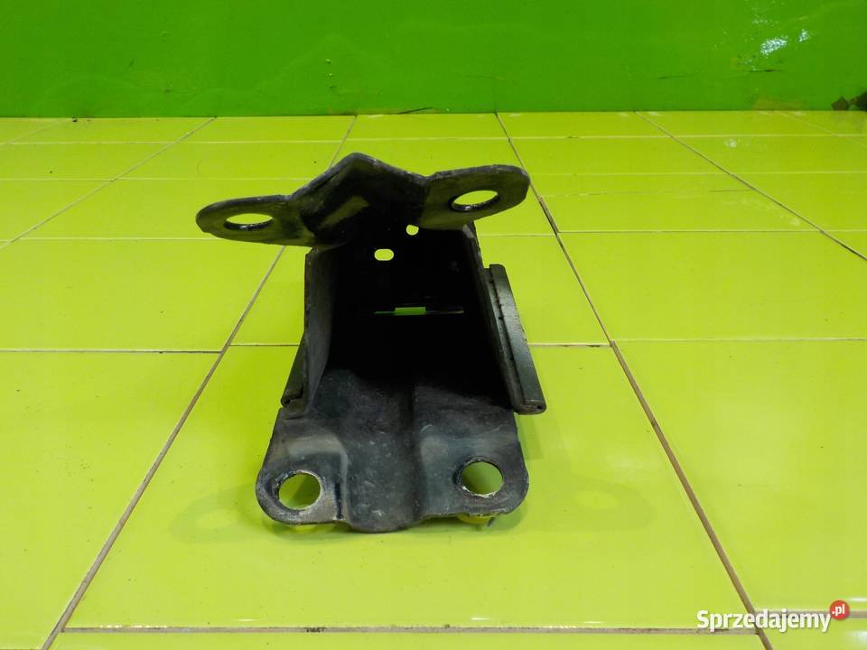 VOLVO V70 III 24 D5 09r strefa zgniotu prawa Suków