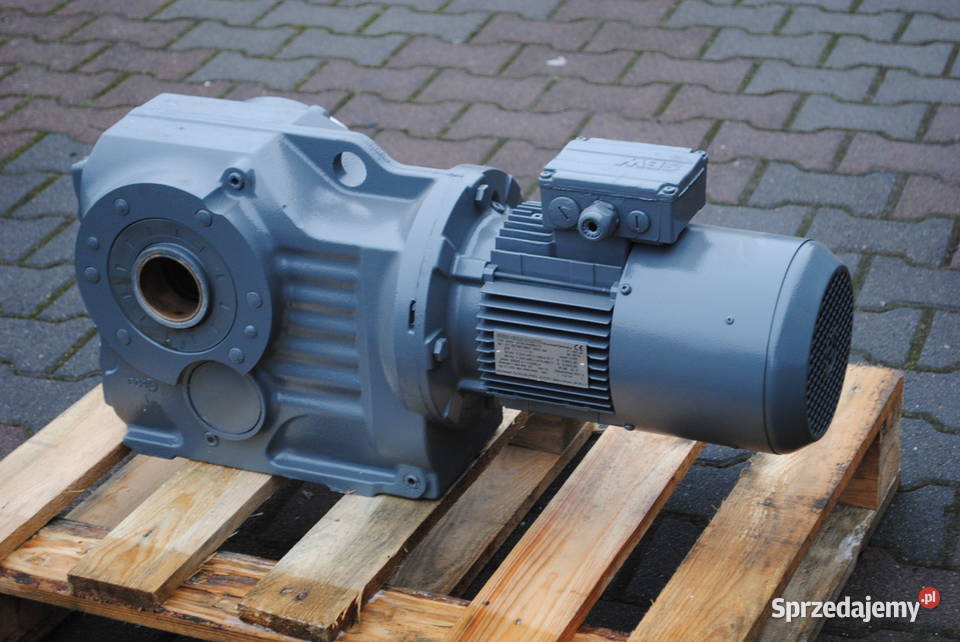 Motoreduktor kątowy 11kw 53obrmin z hamulcem Kargowa