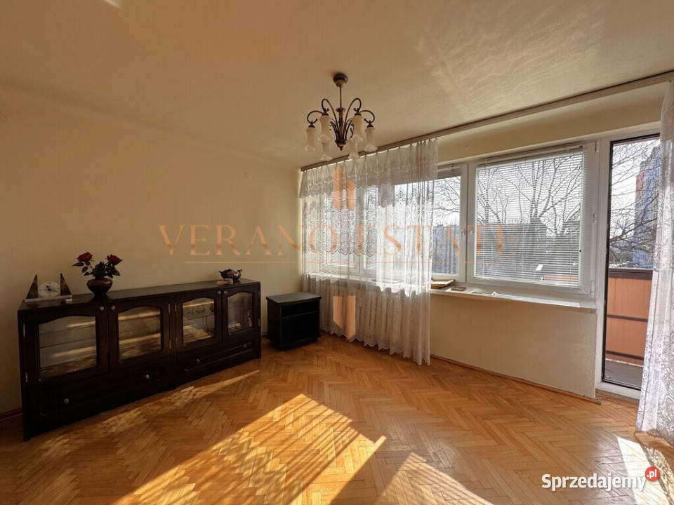 3 pokoje 57 m 2 balkony duży potencjał Liczba pokoi 3 Radom