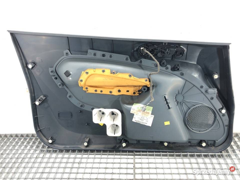 BOCZEK DRZWI PRAWY PRZÓD FORD FIESTA MK7 sprzedam