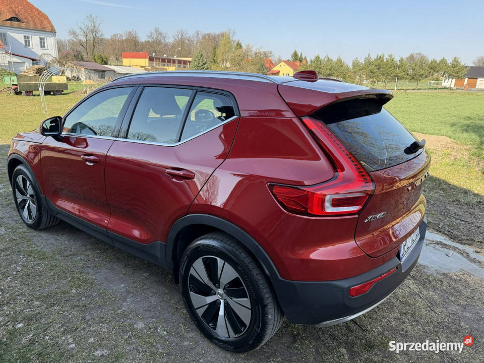 Volvo XC 40 211 T4 Recharge PlugIN Momentum Ocice