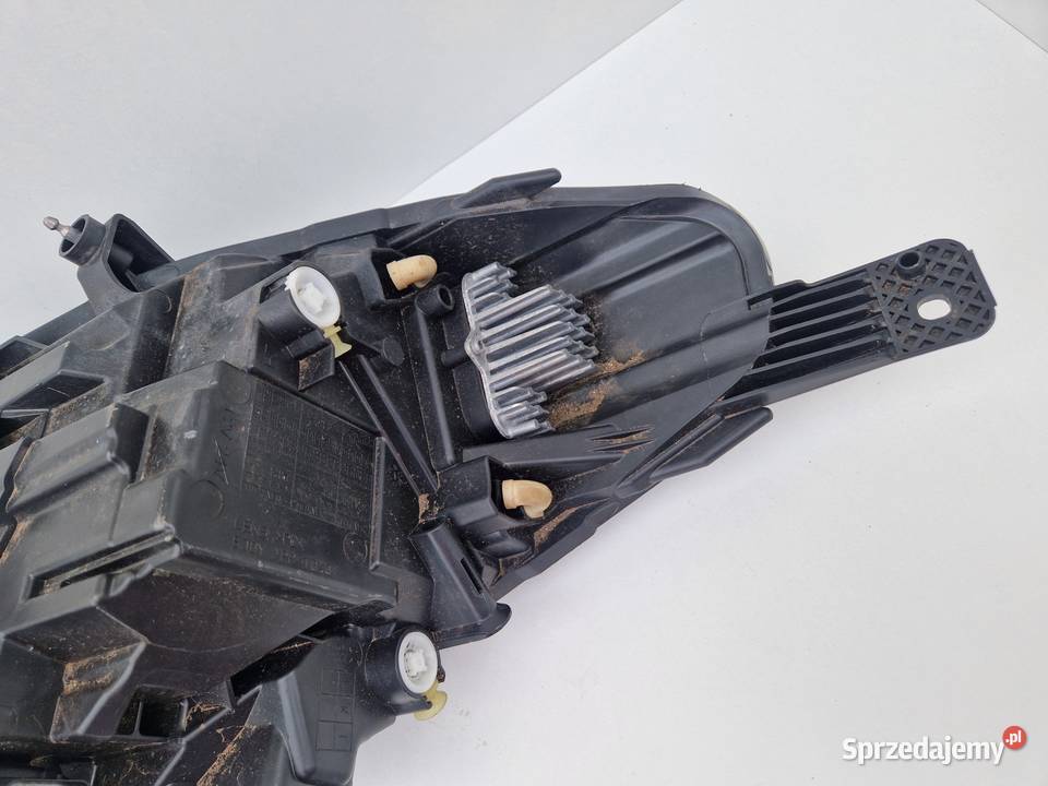 FORD FIESTA MK8 N1BB13E015CG LAMPA PRZÓD wielkopolskie Słowikowo