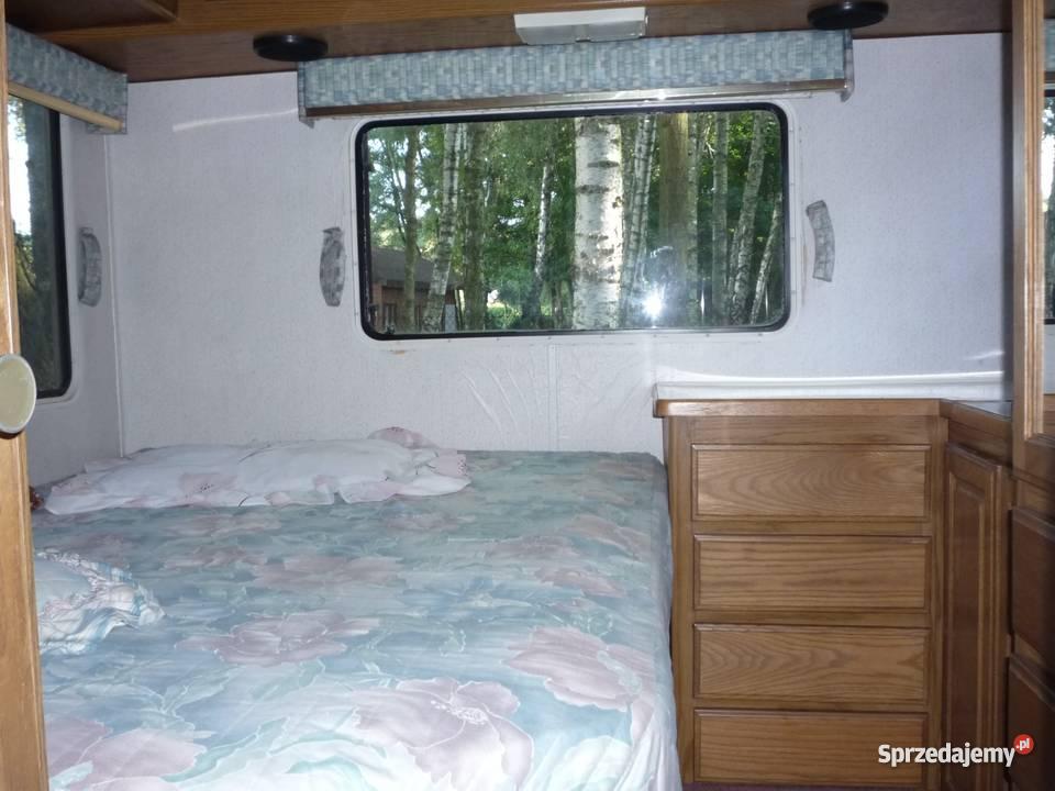 Camper z USA Skórcz