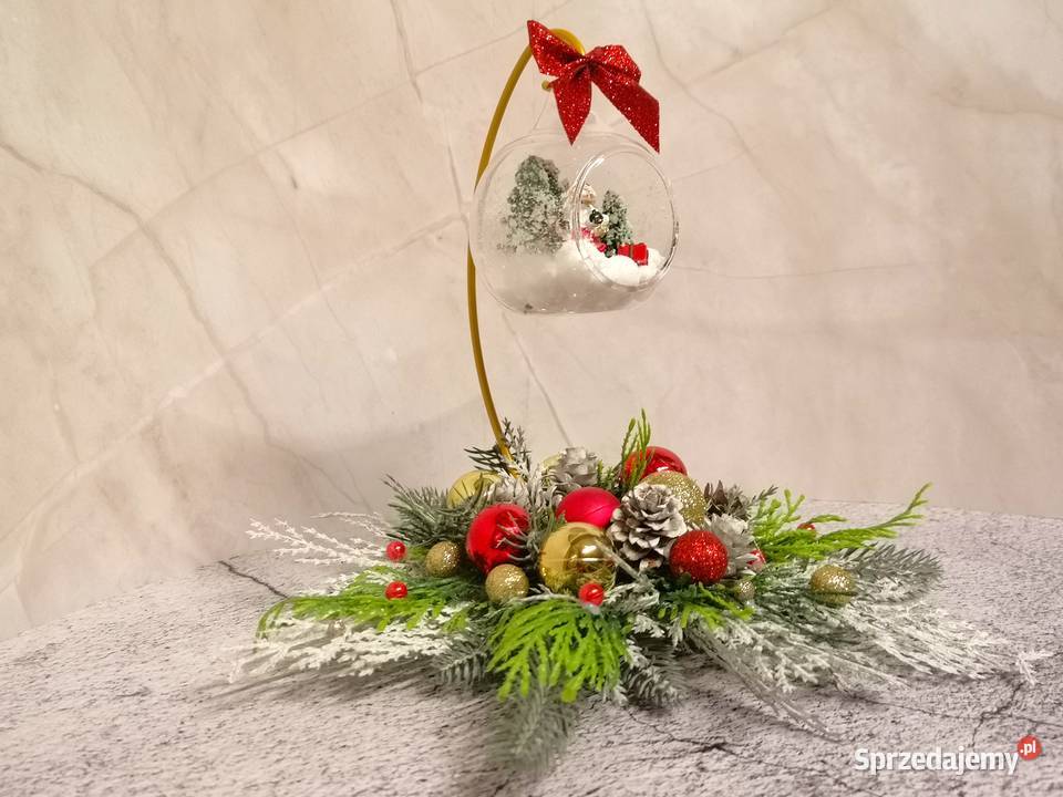 Bożonarodzeniowy stroik z dekoracyjną szklaną Kielce