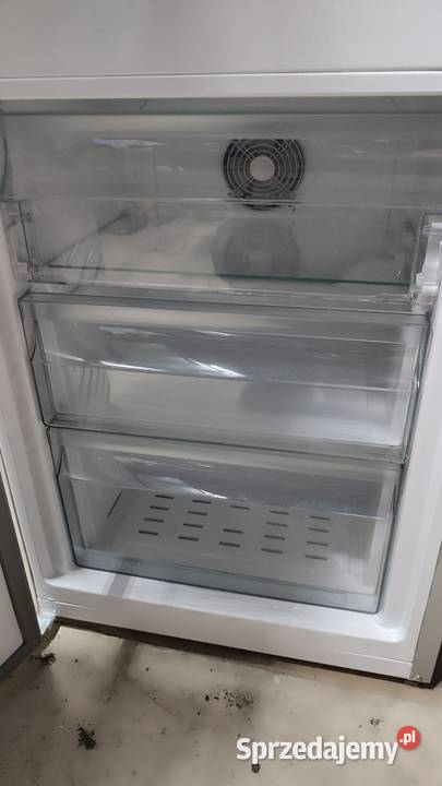 Lodówka Sharp NoFrost 180 Inox Groble