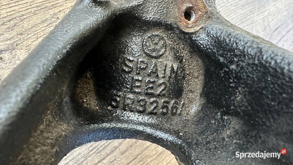 VW CADDY 2K7 V FORD CONNECT MK3 21 ZWROTNICA osobowe