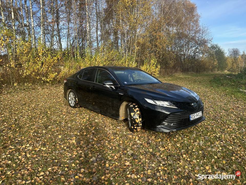 Toyota camry Stobierna