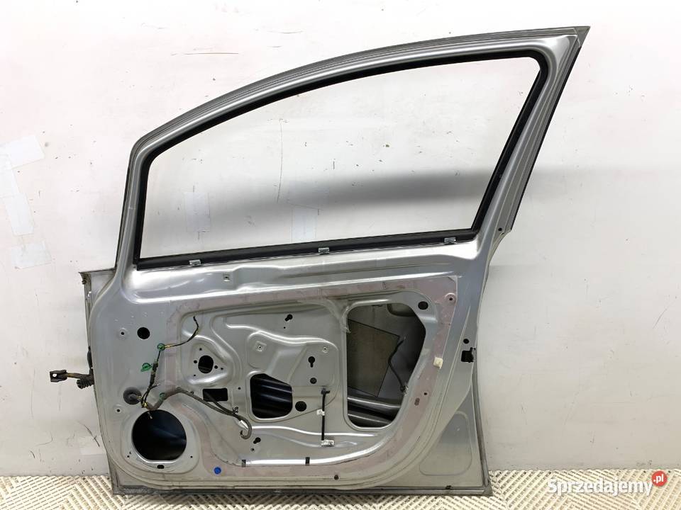 DRZWI PRAWY PRZÓD OPEL CORSA E Hatchback Argon Drzwi