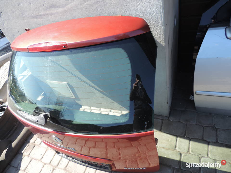 RENAULT MEGANE 2 II KLAPA TYLNA KOMBI CZERWONA Klapy bagażnika sprzedam