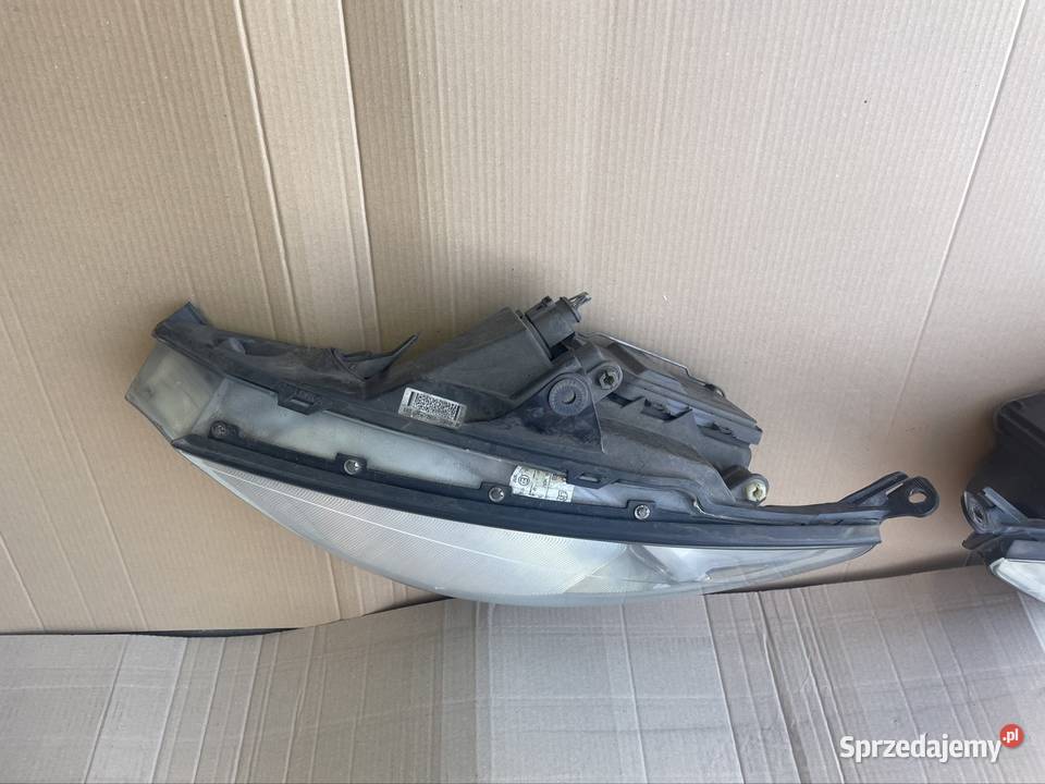 Reflektor lampa przód lewa prawa Ford focus mk1 Szczecin