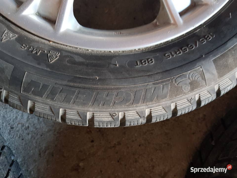 VW Koła zimowe opony Godyer Rozmiar 15" Suwałki sprzedam