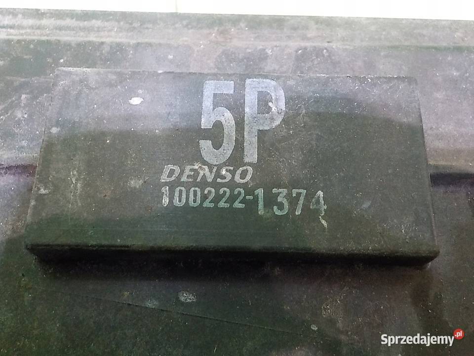 TOYOTA PRIUS III 18 VVTI 10r wentylator Suków