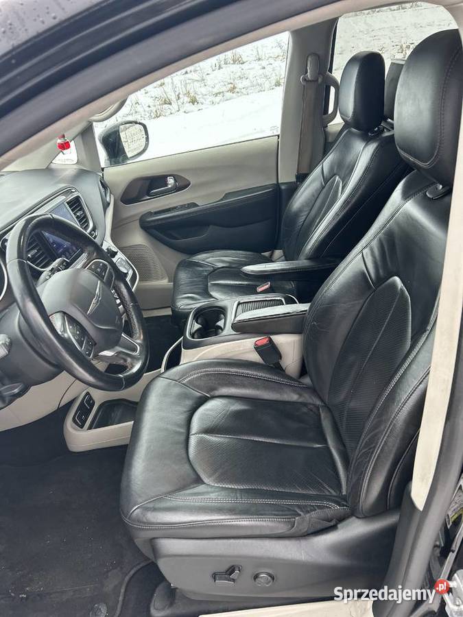 Chrysler Pacifica Turing L plus 36 v6 z 2017r automatyczna Pacifica wielkopolskie Turek