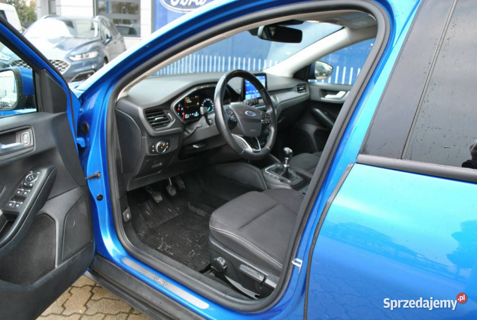 Ford Focus Hatchback Titanium 15 EcoBoost 150 światła LED Focus Białystok sprzedam