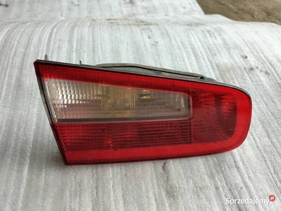 RENAULT LAGUNA II LAMPA TYŁ TYLNA KLAPA Kamień-Kolonia sprzedam