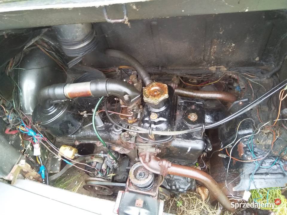 Sprzedam Fiat 126p w całości na części Rok produkcji 1979 Olchowiec sprzedam