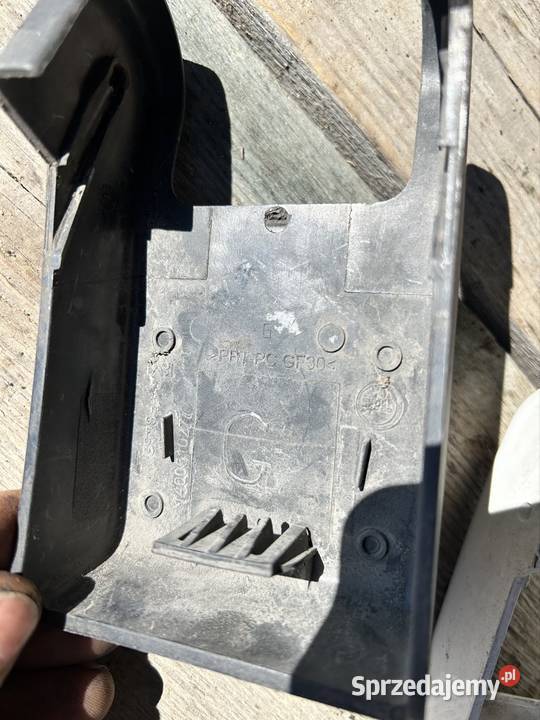 Maskownica zawiasow Scudo Expert 2008r Pozostałe Poznań