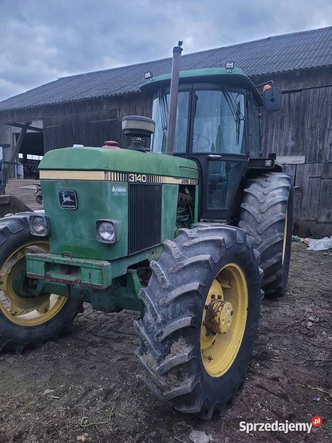 Sprzedam Ciągnik marki John Deere 3140 John Deere Pawłowo Kościelne