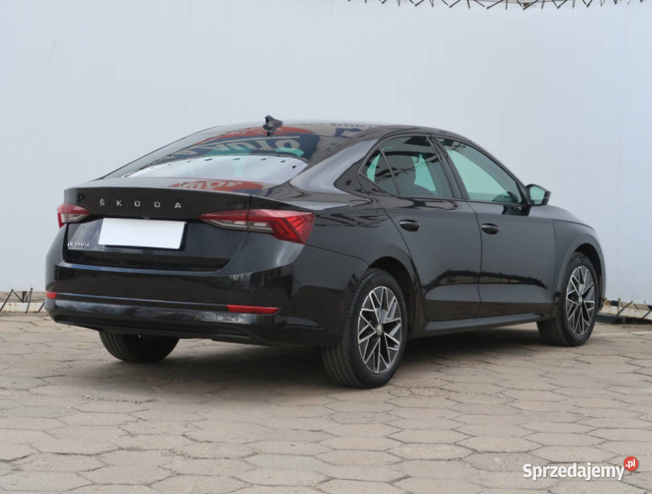 Skoda Octavia 10 TSI światła do jazdy dziennej Łódź sprzedam