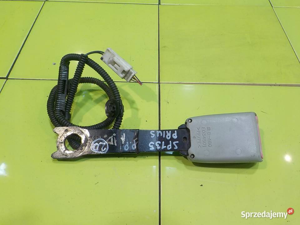 TOYOTA PRIUS III 10r 5D zapinka pasa prawa przod Suków sprzedam