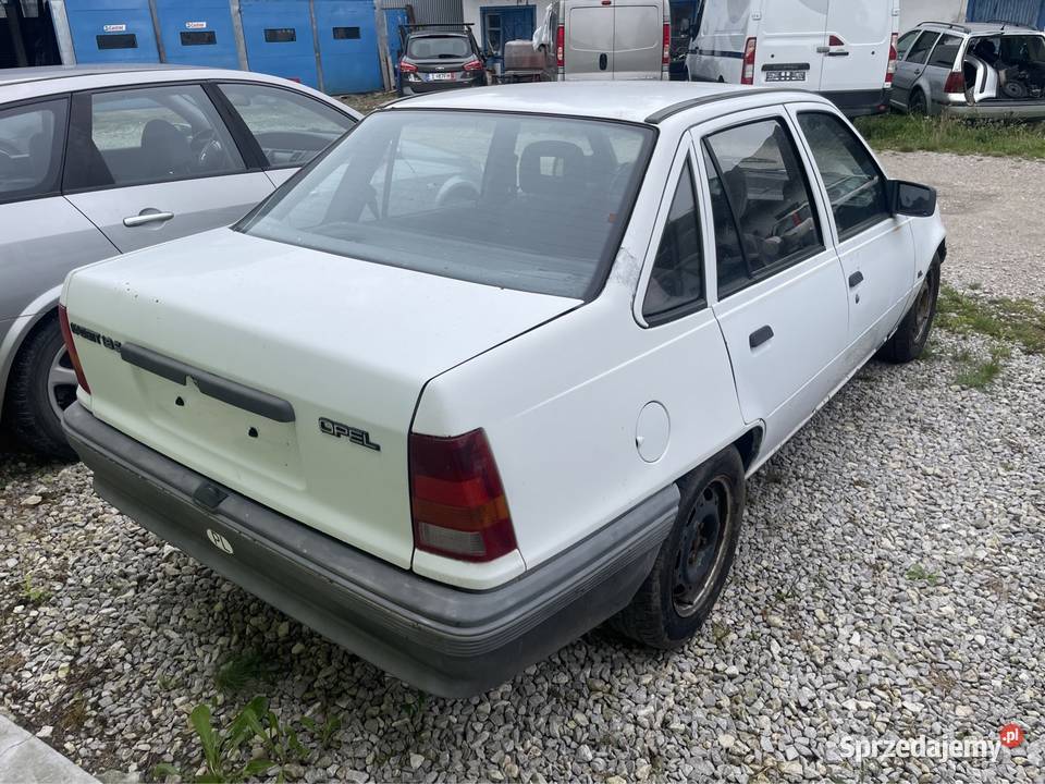 Opel Kadet 16 benzyna sprzedam