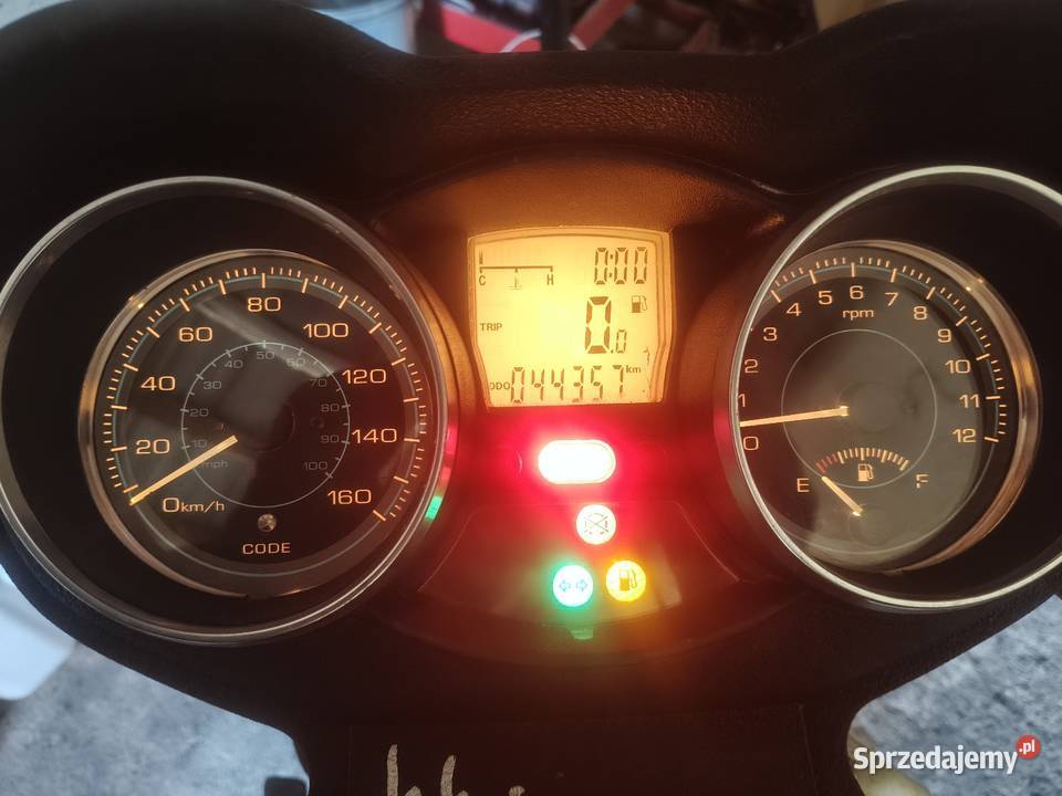 Piaggio Xevo licznik zegary