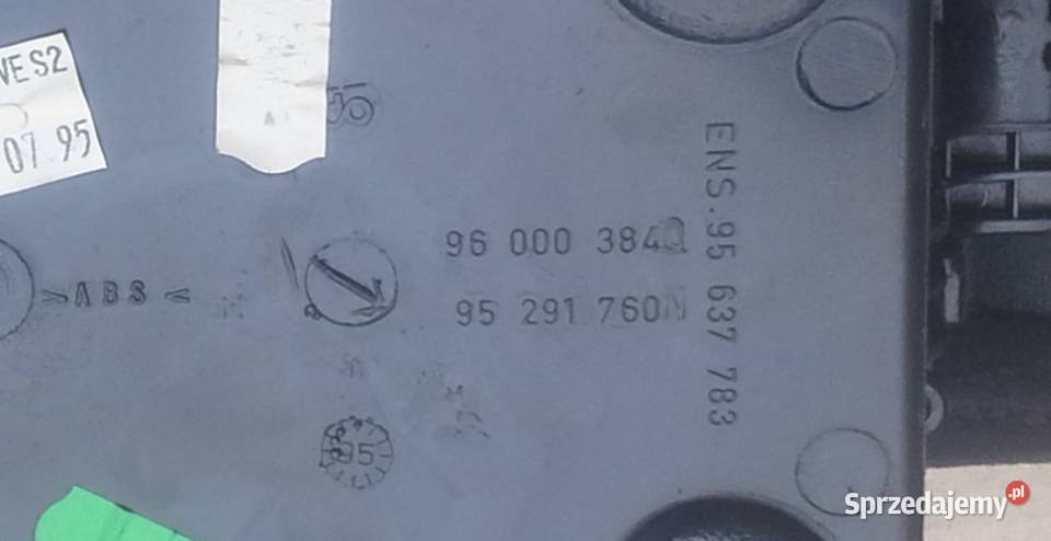 CITROEN XM podłokietnik Rok produkcji 1996 Wyposażenie wnętrza sprzedam