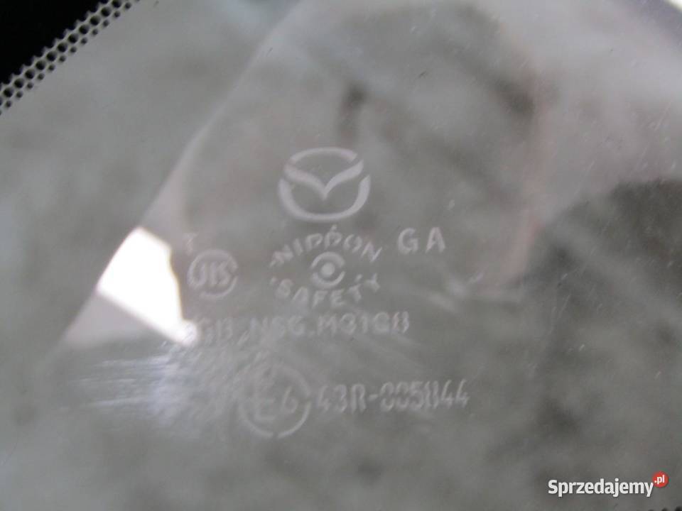 SZYBA KAROSERYJNA PRAWY TYŁ TYLNA MAZDA CX3 CX3