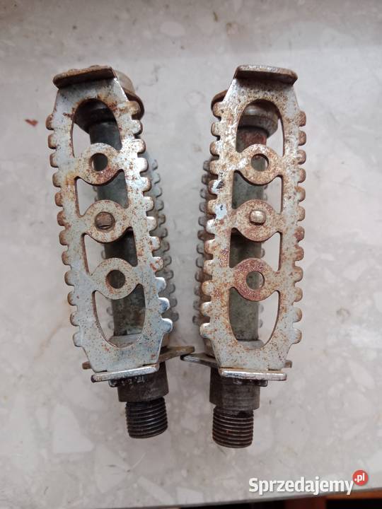 Pedały rowerowe metalowe vintage PRL antyki Miejsce Piastowe sprzedam